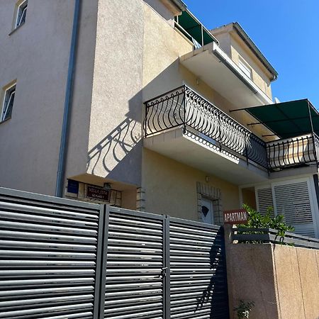 Apartments Jita Primošten Eksteriør billede
